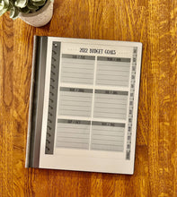 Load image into Gallery viewer, reMarkable 1 & 2 | 2022 Monthly Budget Planner w/ a budget goals page for your reMarkable tablet (1872x1404 resolution)-hyperlinked